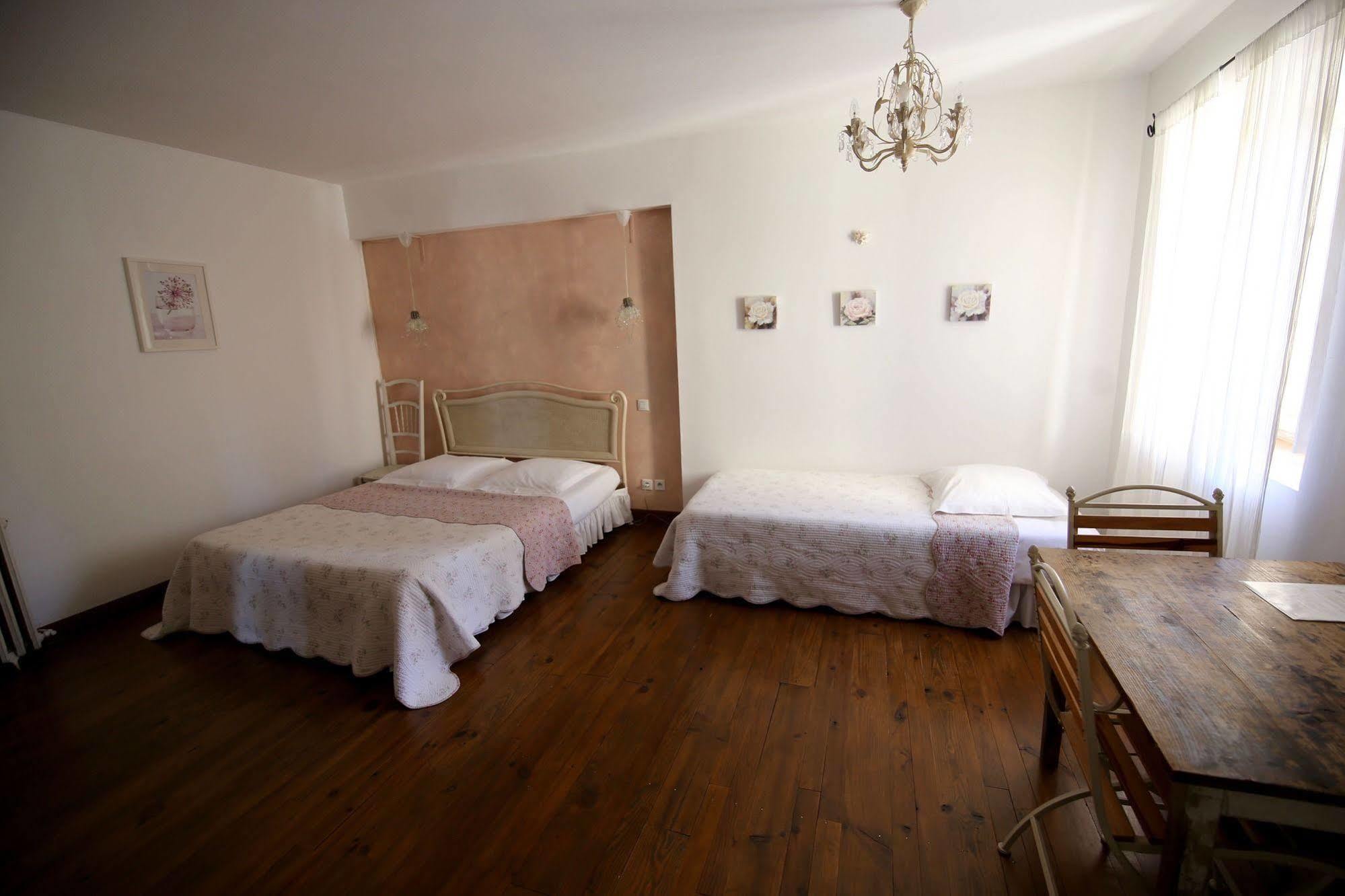 Domaine De Marseillens Bed & Breakfast Palaja Eksteriør bilde